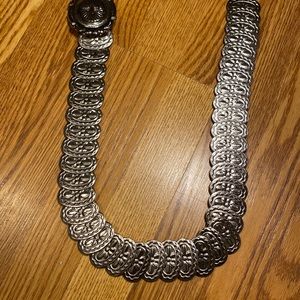 Stretchy Elastic Belt Overlapping Silvertone Ovals